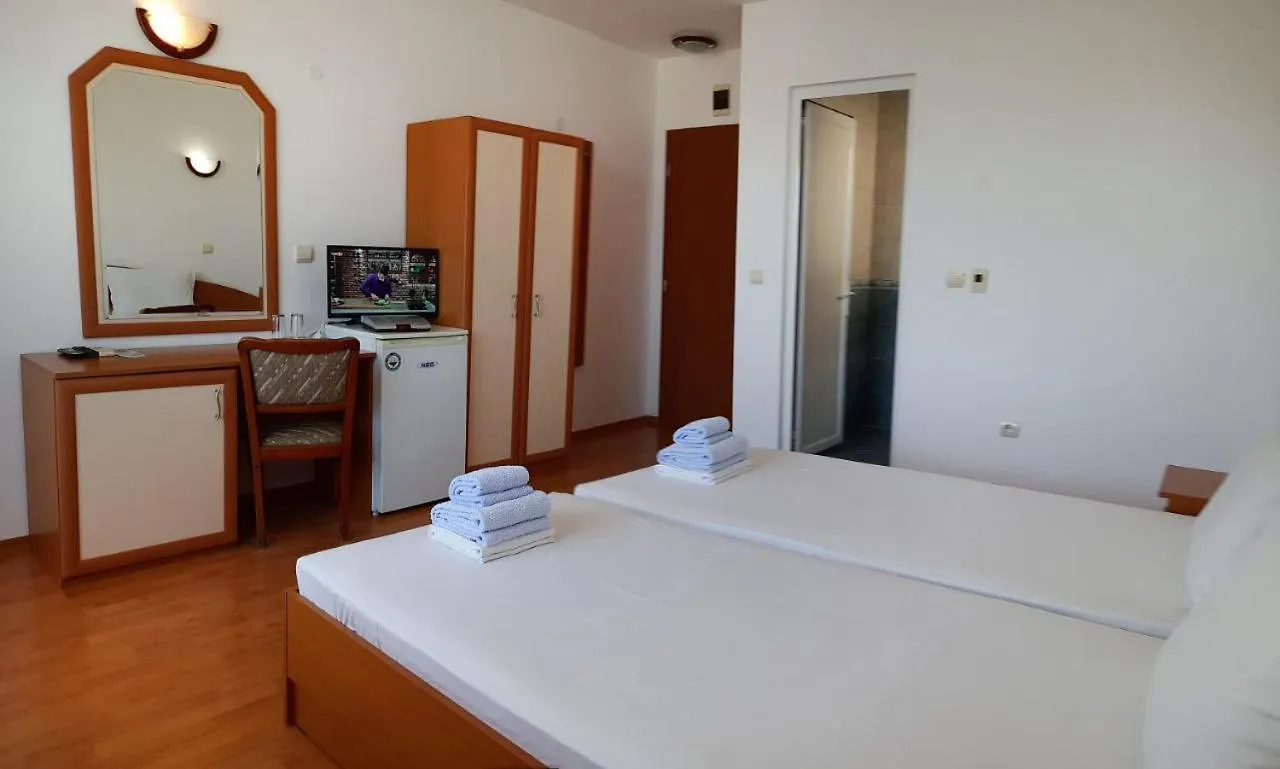 **  Hotel Aia Kavatsi Созополь Болгария